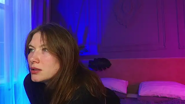 Liv Fay online show from 09-20-25, 02:40