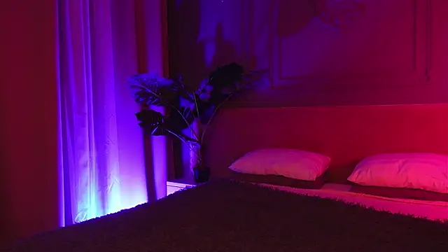 Liv Fay online show from 11-26-25, 02:29