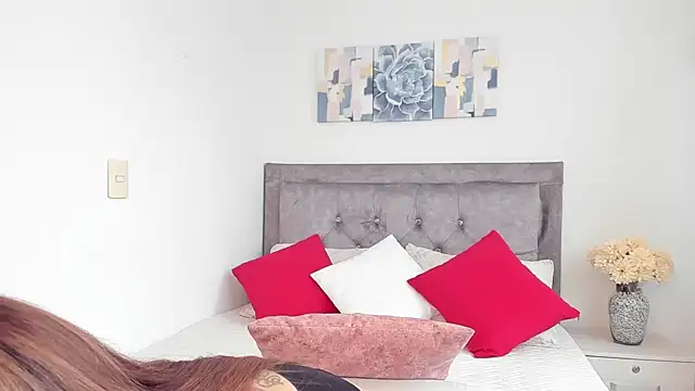 DarlinJones online show from 02-22-25, 09:04