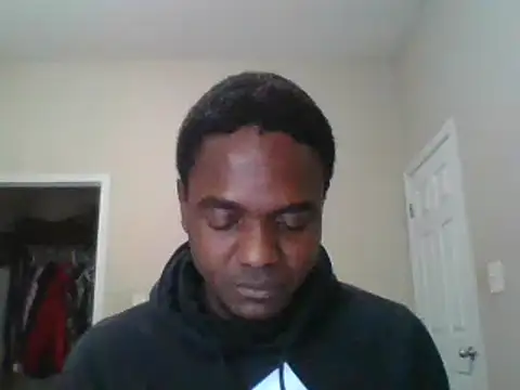 Snapshot of Hugedick0071 chatting on 01-05-25, 04:59 Hugedick0071 online show from 01-05-25, 04:59