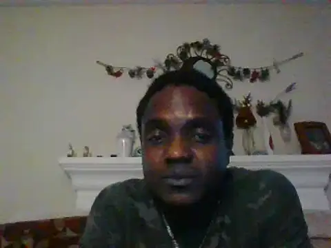Snapshot of Hugedick0071 chatting on 01-06-25, 08:50 Hugedick0071 online show from 01-06-25, 08:50