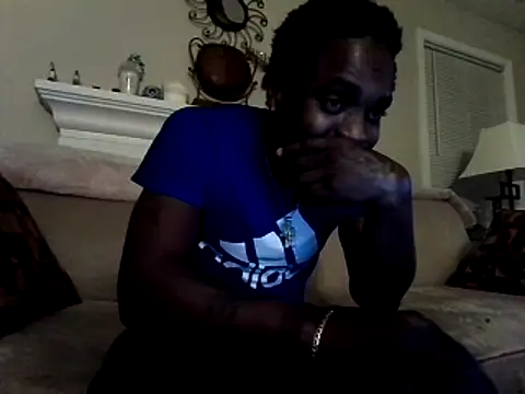 Snapshot of Hugedick0071 chatting on 02-25-25, 12:25 Hugedick0071 online show from 02-25-25, 12:25