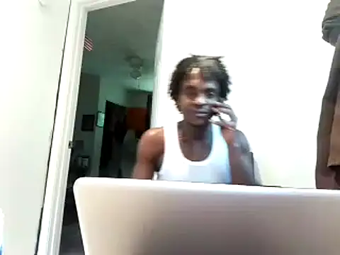 Hugedick0071 online show from 06-10-26, 03:00