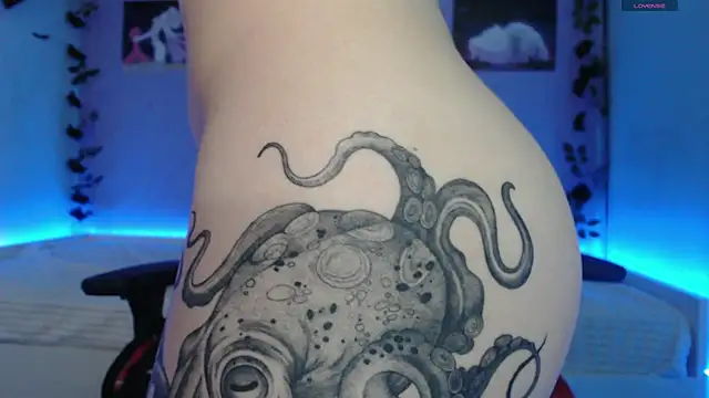 Snapshot of Scarlettsrorm chatting on 03-06-25, 08:30 Scarlettsrorm online show from 03-06-25, 08:30