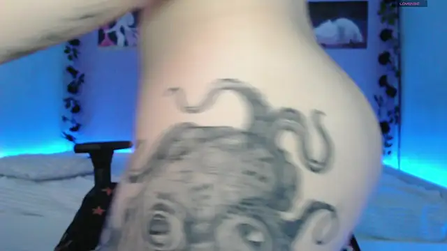 Snapshot of Scarlettsrorm chatting on 03-15-25, 05:08 Scarlettsrorm online show from 03-15-25, 05:08