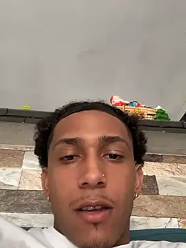 Snapshot of dominic_smith_ chatting on 12-16-25, 09:31 dominic smith online show from 12-16-25, 09:31