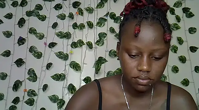 Snapshot of sexybree_ chatting on 01-17-25, 08:11 sexybree online show from 01-17-25, 08:11