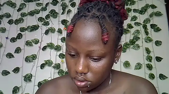 Snapshot of sexybree_ chatting on 01-20-25, 07:04 sexybree online show from 01-20-25, 07:04