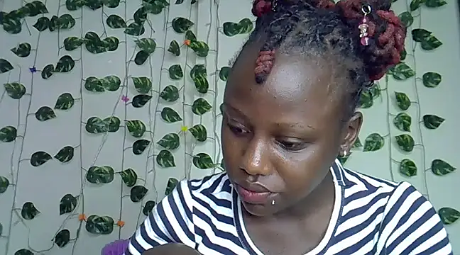 Snapshot of sexybree_ chatting on 01-31-25, 08:43 sexybree online show from 01-31-25, 08:43