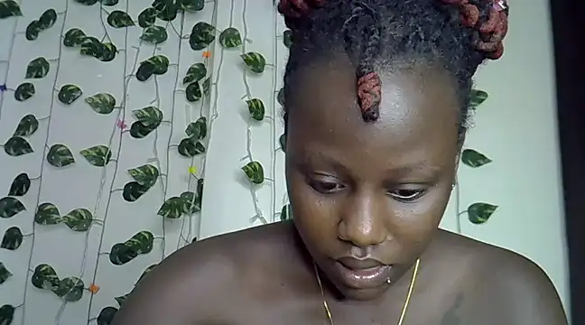 Snapshot of sexybree_ chatting on 02-20-25, 12:04 sexybree online show from 02-20-25, 12:04