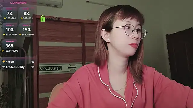 Snapshot of Lili_666 chatting on 03-13-25, 05:50 Lili 666 online show from 03-13-25, 05:50