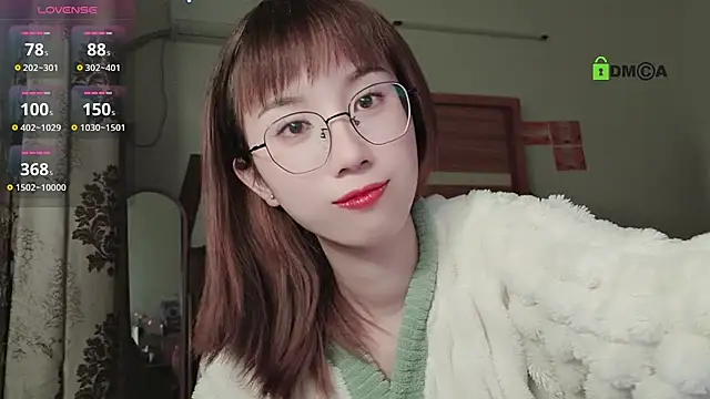 Snapshot of Lili_666 chatting on 03-21-25, 05:12 Lili 666 online show from 03-21-25, 05:12