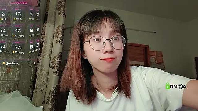 Snapshot of Lili_666 chatting on 09-21-25, 05:47 Lili 666 online show from 09-21-25, 05:47