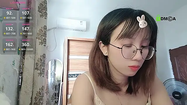 Snapshot of Lili_666 chatting on 09-28-25, 01:44 Lili 666 online show from 09-28-25, 01:44