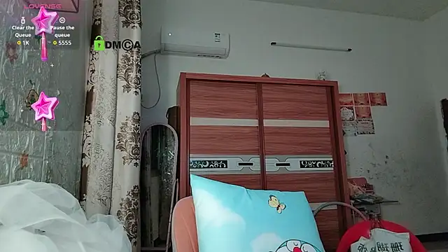 Snapshot of Lili_666 chatting on 11-30-25, 09:41 Lili 666 online show from 11-30-25, 09:41