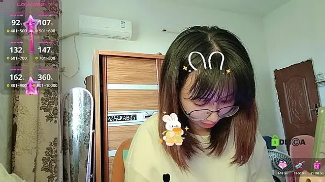 Snapshot of Lili_666 chatting on 12-04-25, 07:28 Lili 666 online show from 12-04-25, 07:28