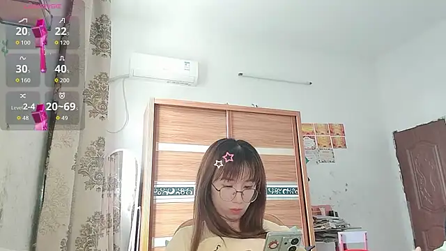 Lili 666 online show from 06-11-26, 02:33