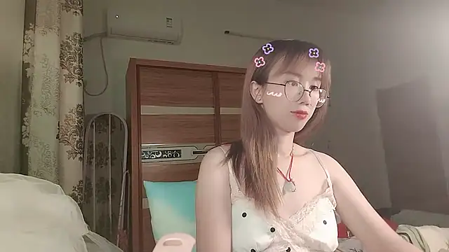 Lili 666 online show from 07-29-26, 03:54