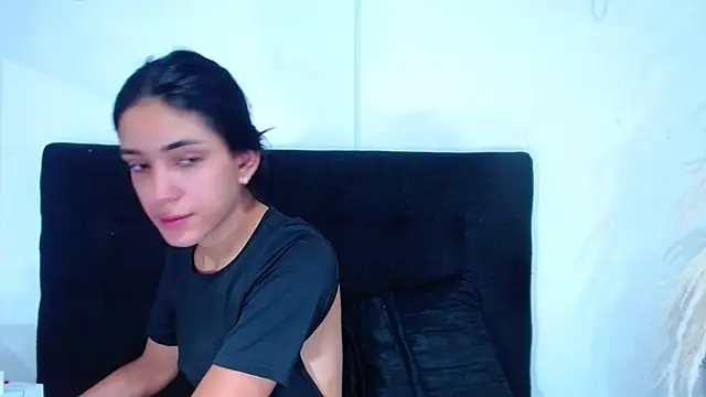 Snapshot of srta_luciana chatting on 06-19-26, 12:09 srta luciana online show from 06-19-26, 12:09