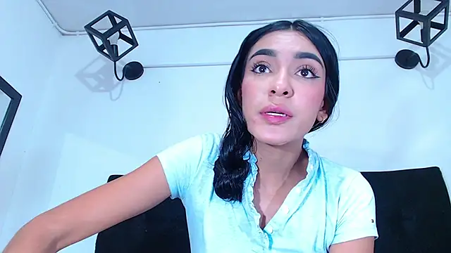 Snapshot of srta_luciana chatting on 07-28-26, 06:20 srta luciana online show from 07-28-26, 06:20