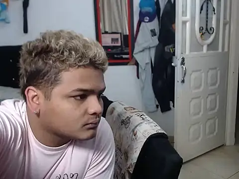 Boycuriousxxx online show from 10-20-25, 11:10