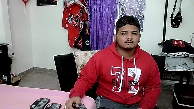 Boycuriousxxx online show from 04-26-26, 11:08