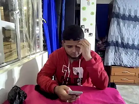 Boycuriousxxx online show from 07-01-26, 12:01