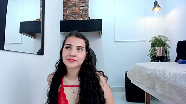 Snapshot of Miranda_doll_ chatting on 01-16-25, 03:24 Miranda doll online show from 01-16-25, 03:24