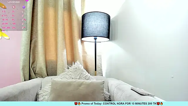 Snapshot of Miranda_doll_ chatting on 02-20-25, 12:15 Miranda doll online show from 02-20-25, 12:15