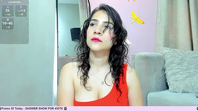 Snapshot of Miranda_doll_ chatting on 03-14-25, 12:07 Miranda doll online show from 03-14-25, 12:07