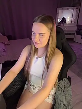 Lexi noah online show from 10-02-25, 09:22