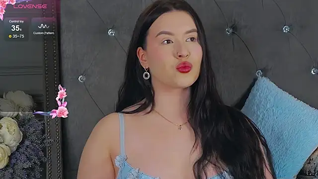 TrishaWinslet online show from 01-11-25, 03:42