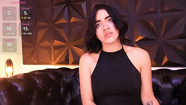 KasiaNoir  online show from 03-10-26, 12:21