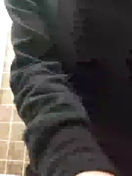 Snapshot of Analcholic chatting on 12-13-24, 08:09 Analcholic online show from 12-13-24, 08:09