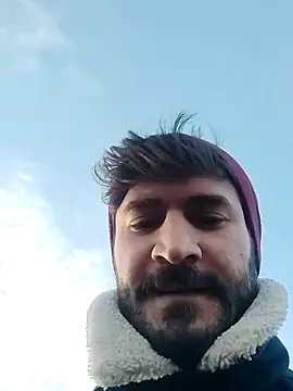 Snapshot of Analcholic chatting on 12-20-24, 01:22 Analcholic online show from 12-20-24, 01:22