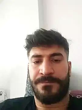 Snapshot of Analcholic chatting on 12-24-24, 08:55 Analcholic online show from 12-24-24, 08:55