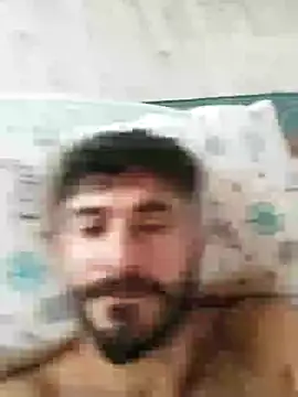 Snapshot of Analcholic chatting on 12-25-24, 06:41 Analcholic online show from 12-25-24, 06:41