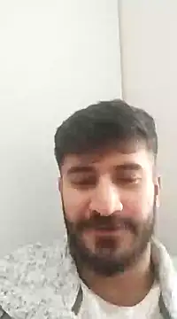 Snapshot of Analcholic chatting on 12-26-24, 10:05 Analcholic online show from 12-26-24, 10:05