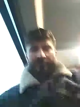 Snapshot of Analcholic chatting on 01-14-25, 02:43 Analcholic online show from 01-14-25, 02:43