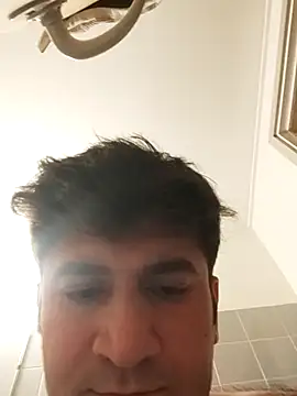 Snapshot of Analcholic chatting on 03-20-25, 06:53 Analcholic online show from 03-20-25, 06:53