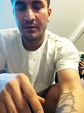 Snapshot of Analcholic chatting on 11-03-25, 03:13 Analcholic online show from 11-03-25, 03:13