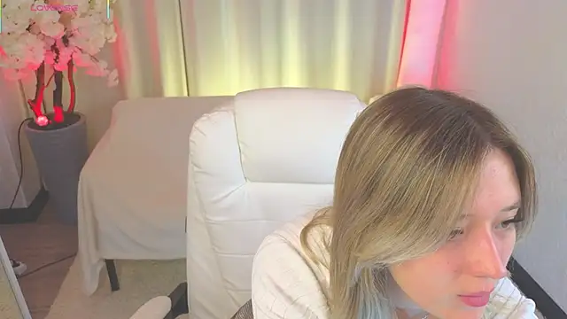 JessRosen online show from 10-14-25, 03:29