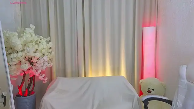 JessRosen online show from 12-01-25, 03:33