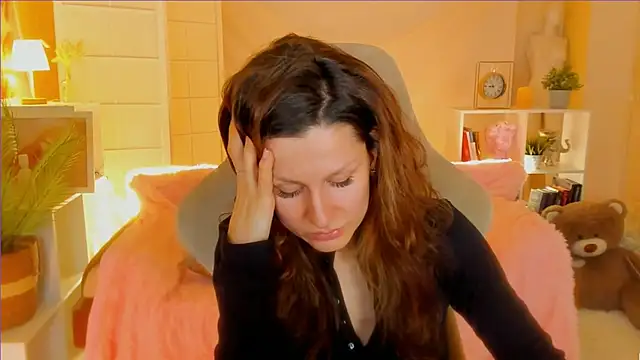 Snapshot of April_o_Nill chatting on 02-24-25, 10:48 April o Nill online show from 02-24-25, 10:48