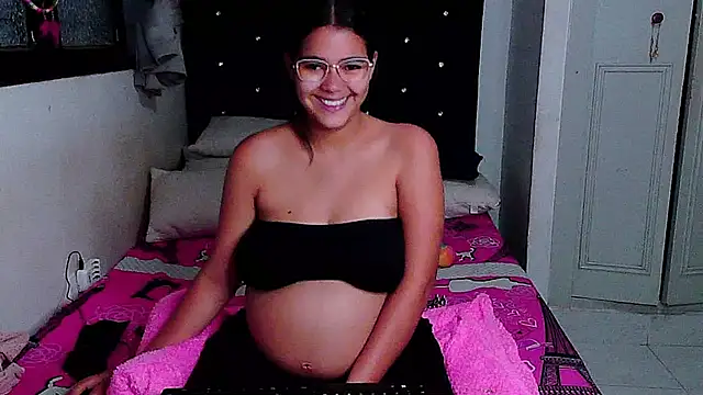 Snapshot of Victoriacarmo chatting on 03-14-25, 11:22 Victoriacarmo online show from 03-14-25, 11:22