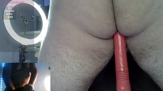 Snapshot of David_GX chatting on 02-02-25, 02:17 David GX online show from 02-02-25, 02:17