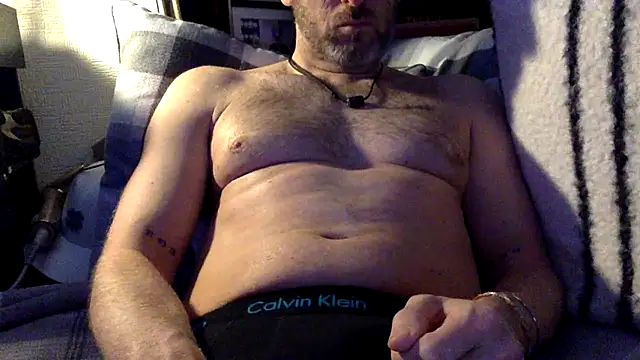 Snapshot of Stardrew123 chatting on 03-06-26, 11:01 Stardrew123 online show from 03-06-26, 11:01