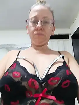 miss hanna07 online show from 10-20-25, 08:48