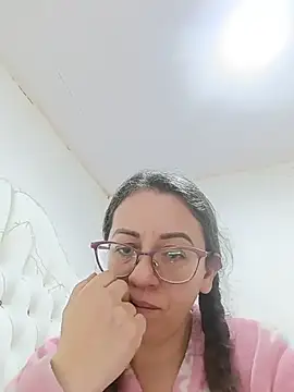 miss hanna07 online show from 07-12-26, 02:41