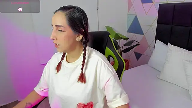 Snapshot of jadde13_ chatting on 10-03-25, 08:17 jadde13 online show from 10-03-25, 08:17